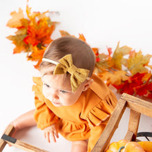 Load image into Gallery viewer, Emerson and Friends: Onesie - Pumpkin Flutter L/S
