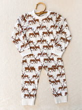 Load image into Gallery viewer, Velvet Fawn: 2pc PJs - Under the Stars
