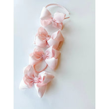 Load image into Gallery viewer, StevieJ&#39;s&amp;Co: Grosgrain Ribbon Bow Headband
