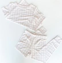 Load image into Gallery viewer, StevieJ&#39;s&amp;Co: Ruffle Footies
